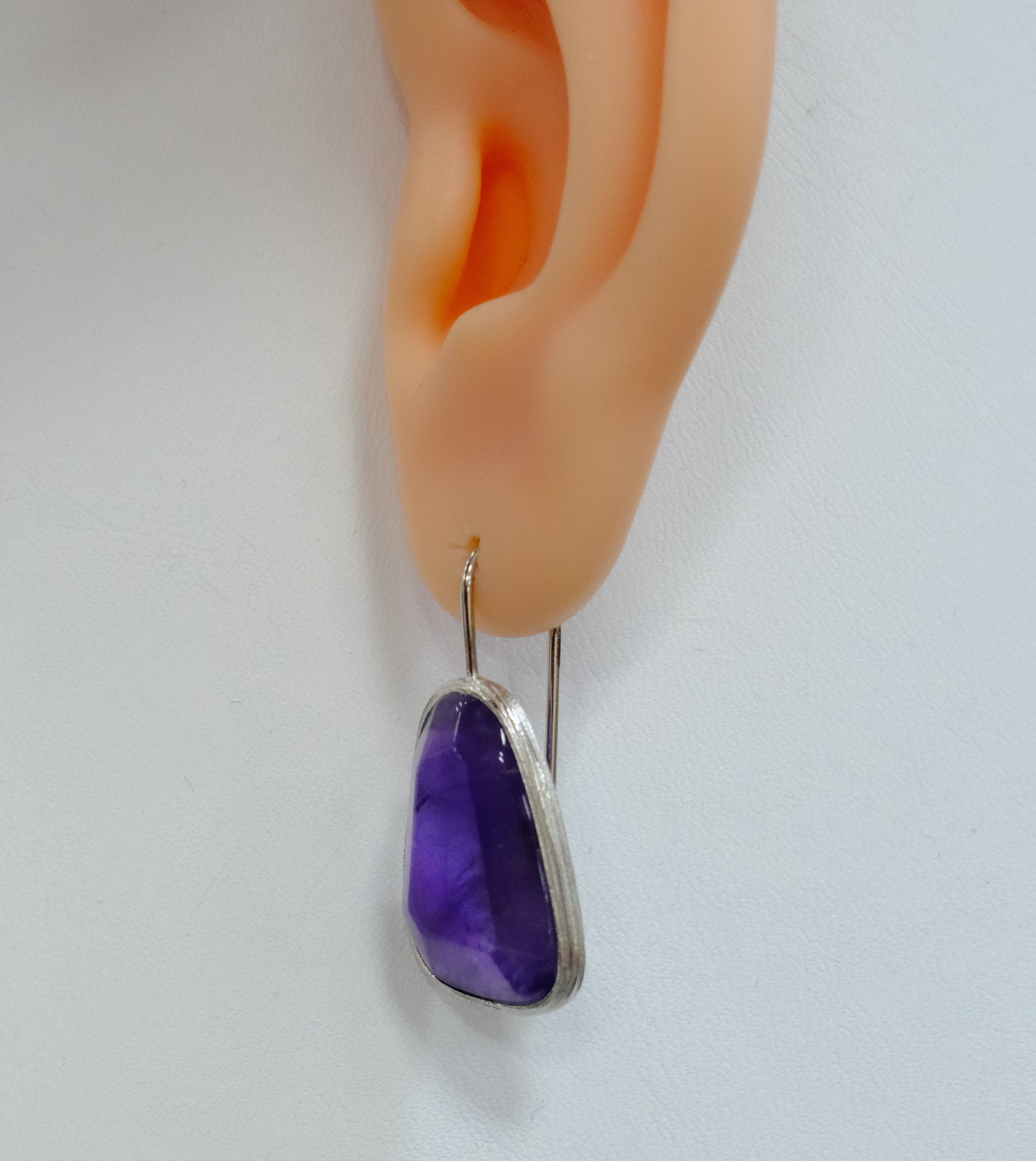 Серебряные серьги с аметистами